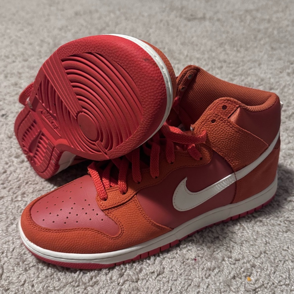 Nike Dunk HIGH Orange WNBA sz 11.5
